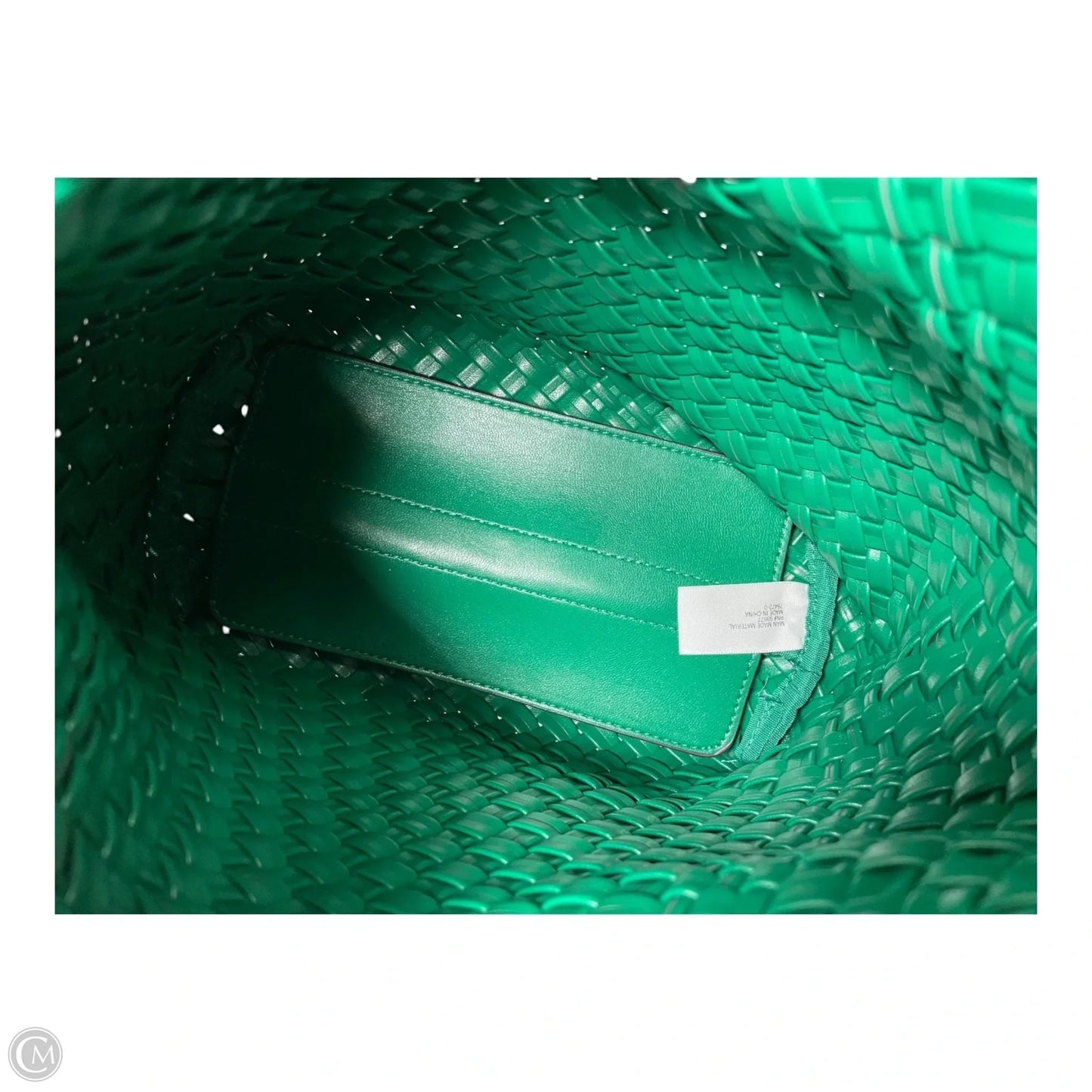 Crossbody By Clothes Mentor, Size: Medium