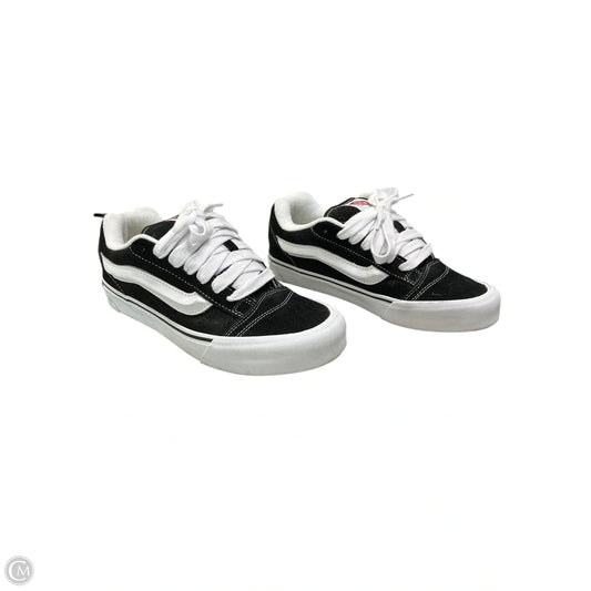 Shoes Sneakers By Vans In Black & White, Size: 9