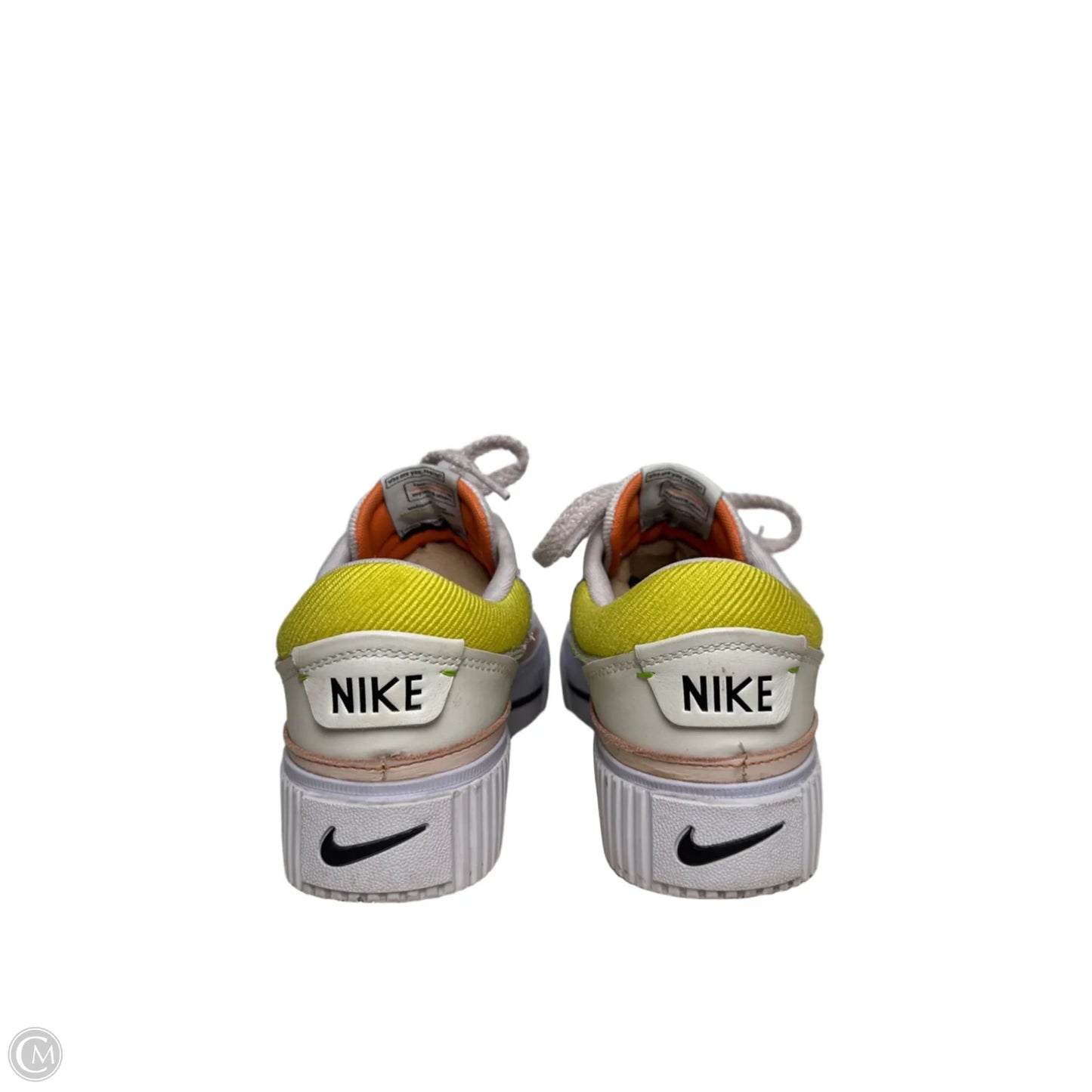 Shoes Sneakers By Nike In White, Size: 8.5
