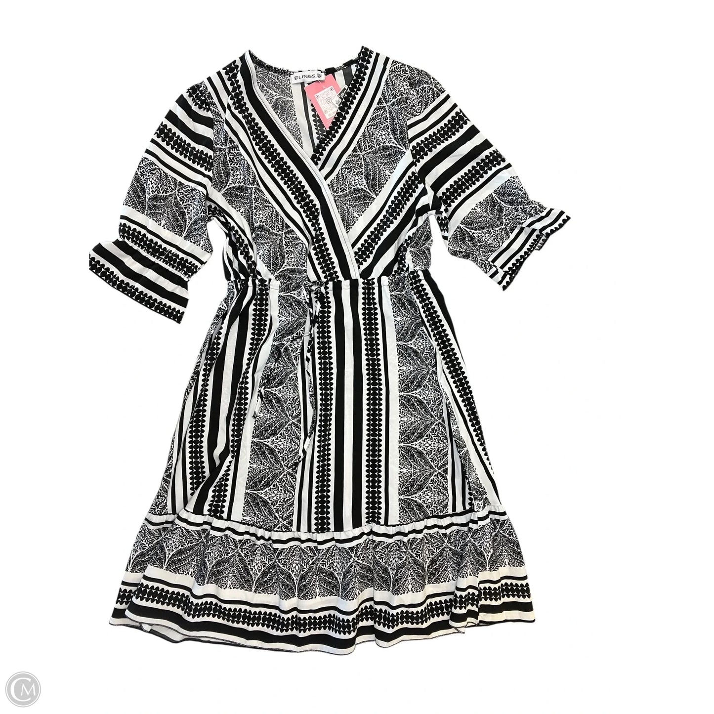 Dress Casual Short By Clothes Mentor In Black & White, Size: S
