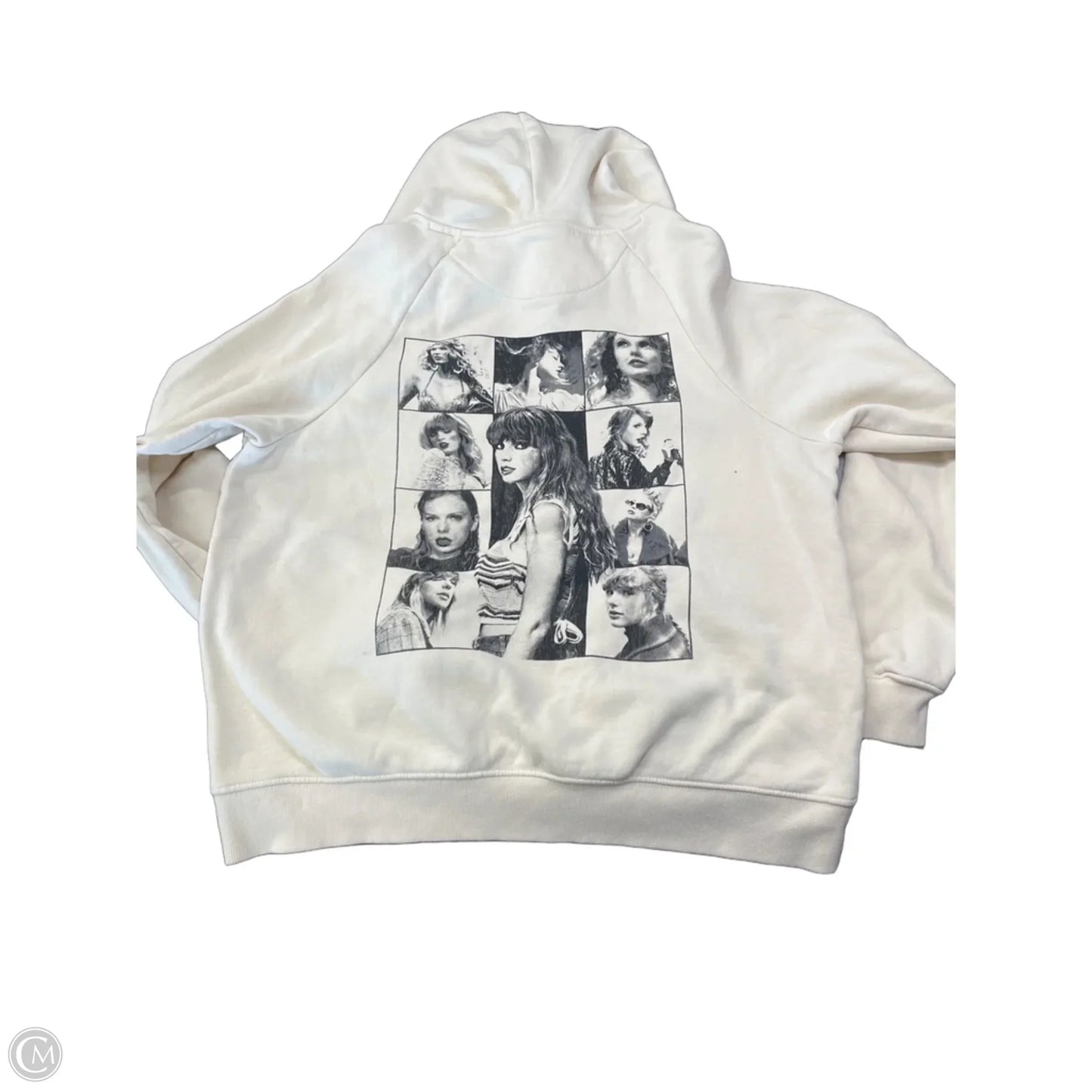 Sweatshirt Hoodie By Clothes Mentor In Cream, Size: S