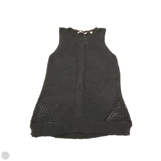 Top Sleeveless By Cyrus In Black, Size: S