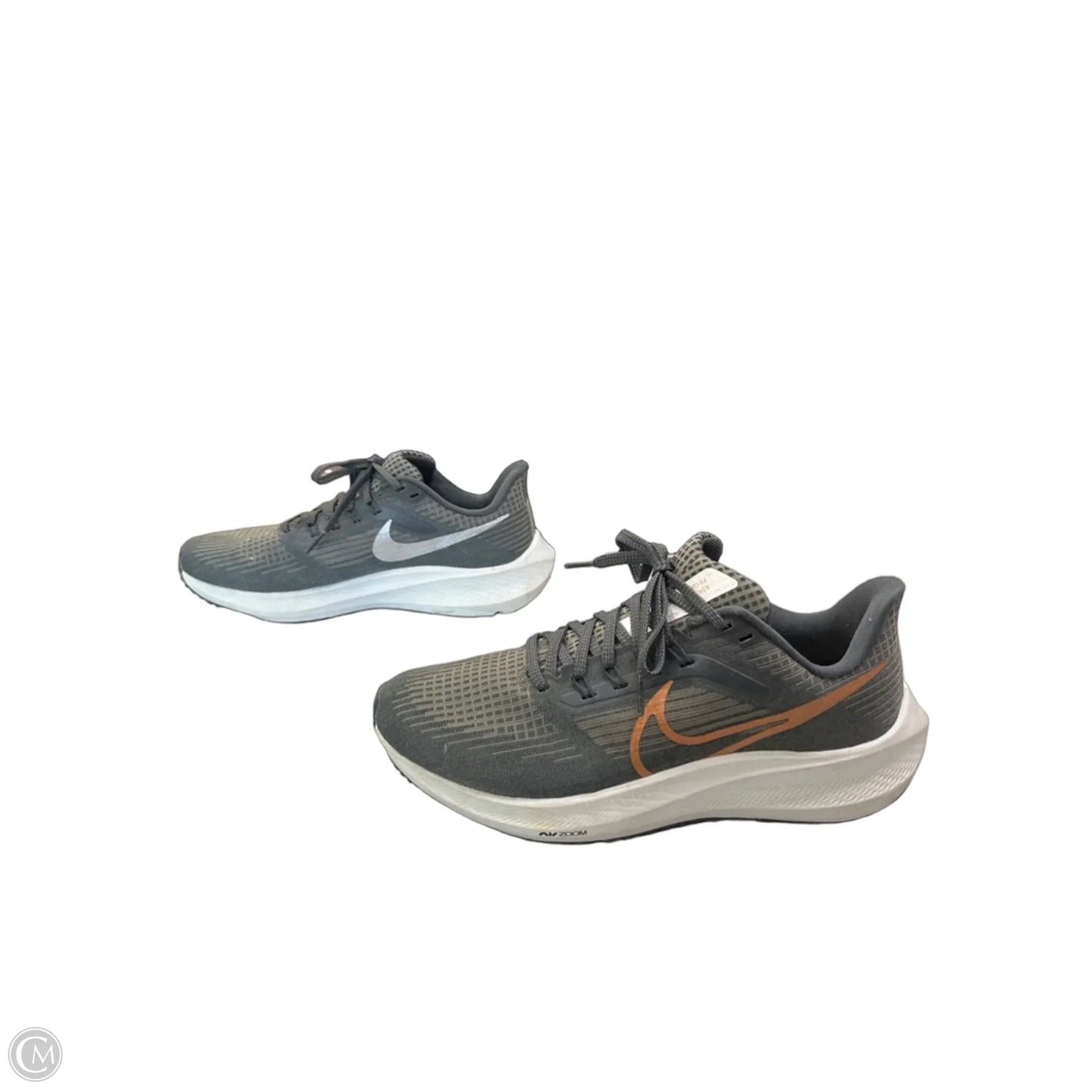 Shoes Athletic By Nike In Grey, Size: 8