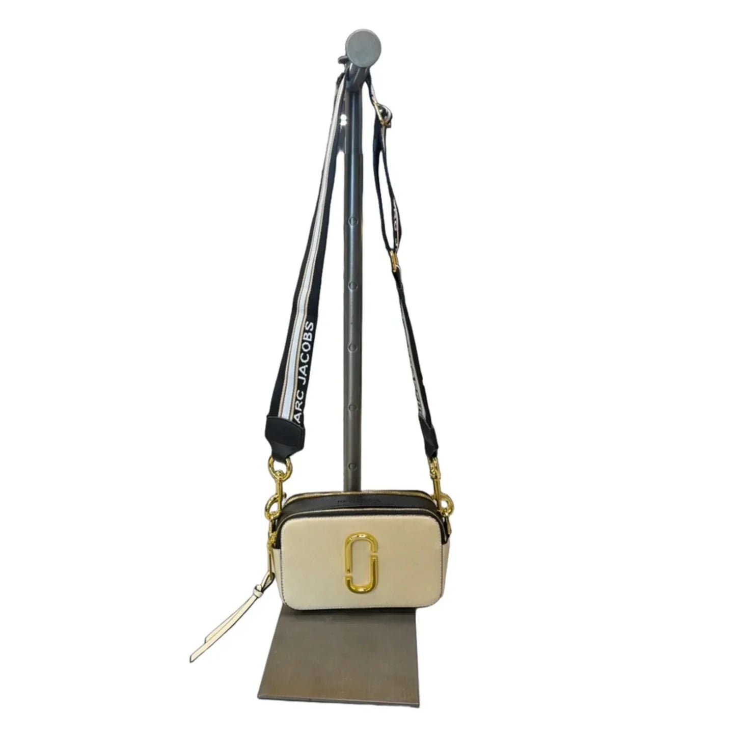 Crossbody Luxury Designer By Marc Jacobs, Size: Small
