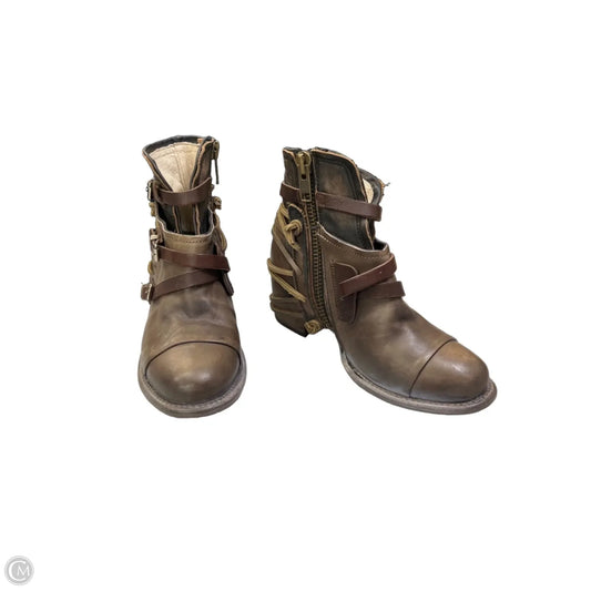 Boots Ankle Heels By Freebird In Brown, Size: 7