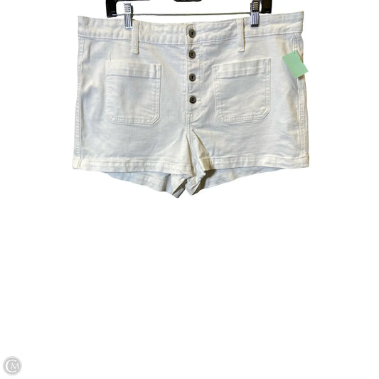 Shorts By Old Navy In White, Size: 16