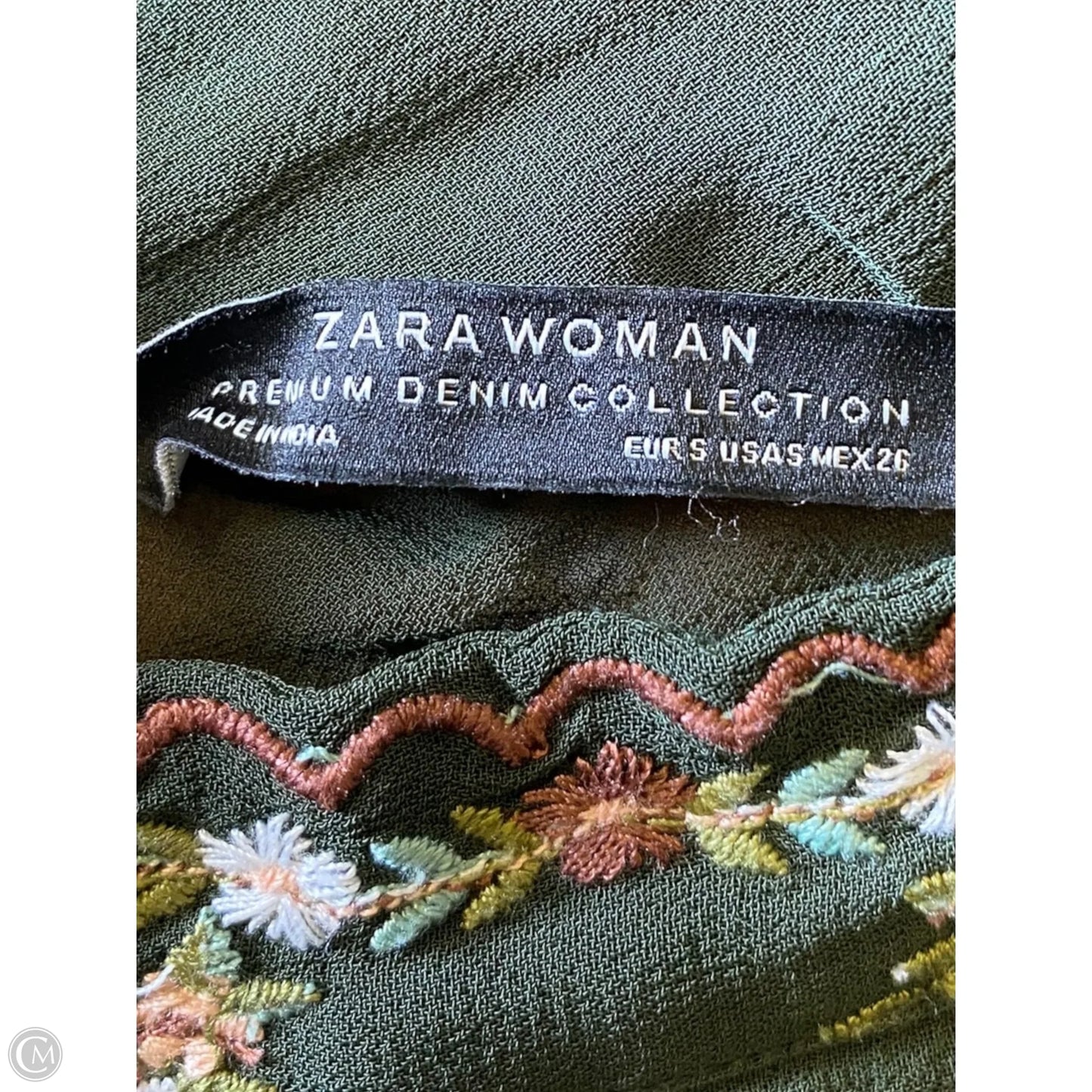 Top Long Sleeve By Zara In Green, Size: S