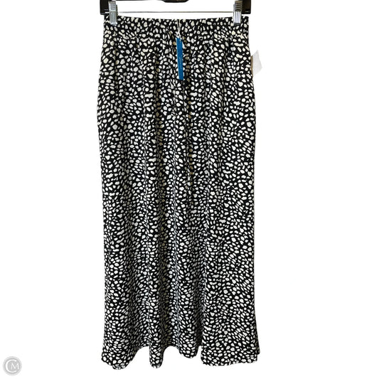 Skirt Maxi By Clothes Mentor In Black & White, Size: S