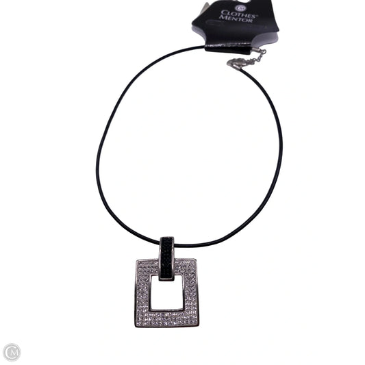 Necklace Charm By Clothes Mentor