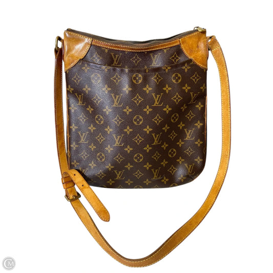 Crossbody Luxury Designer By Louis Vuitton, Size: Medium
