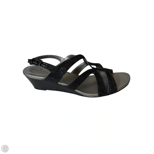 Sandals Flats By Bandolino In Black, Size: 11