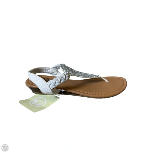 Sandals Heels Wedge By Daisy Fuentes In Tan & White, Size: 7