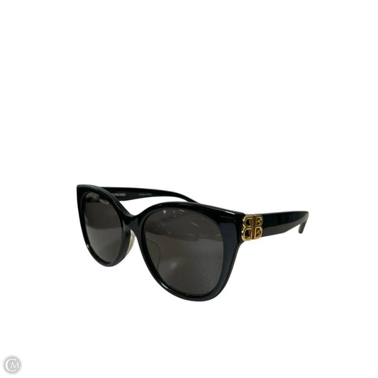 Sunglasses Luxury Designer By Balenciaga, Size: Medium