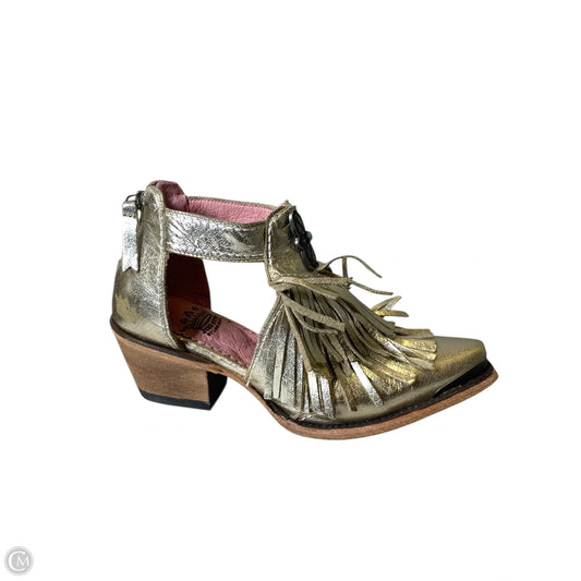 Boots Western By Clothes Mentor In Gold, Size: 6.5