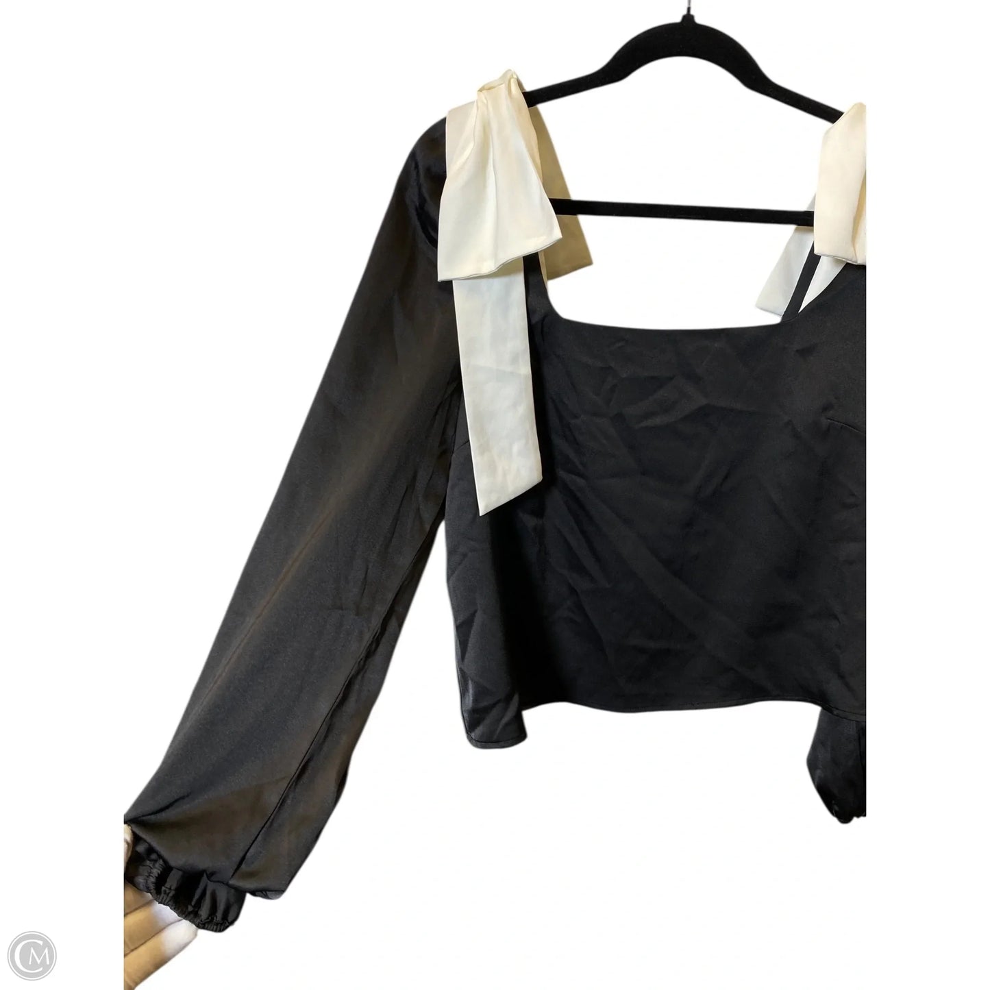 Blouse Long Sleeve By Clothes Mentor In Black & Cream, Size: S