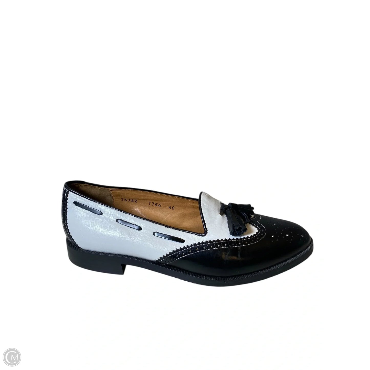 Shoes Flats By Clothes Mentor In Black & White, Size: 9.5