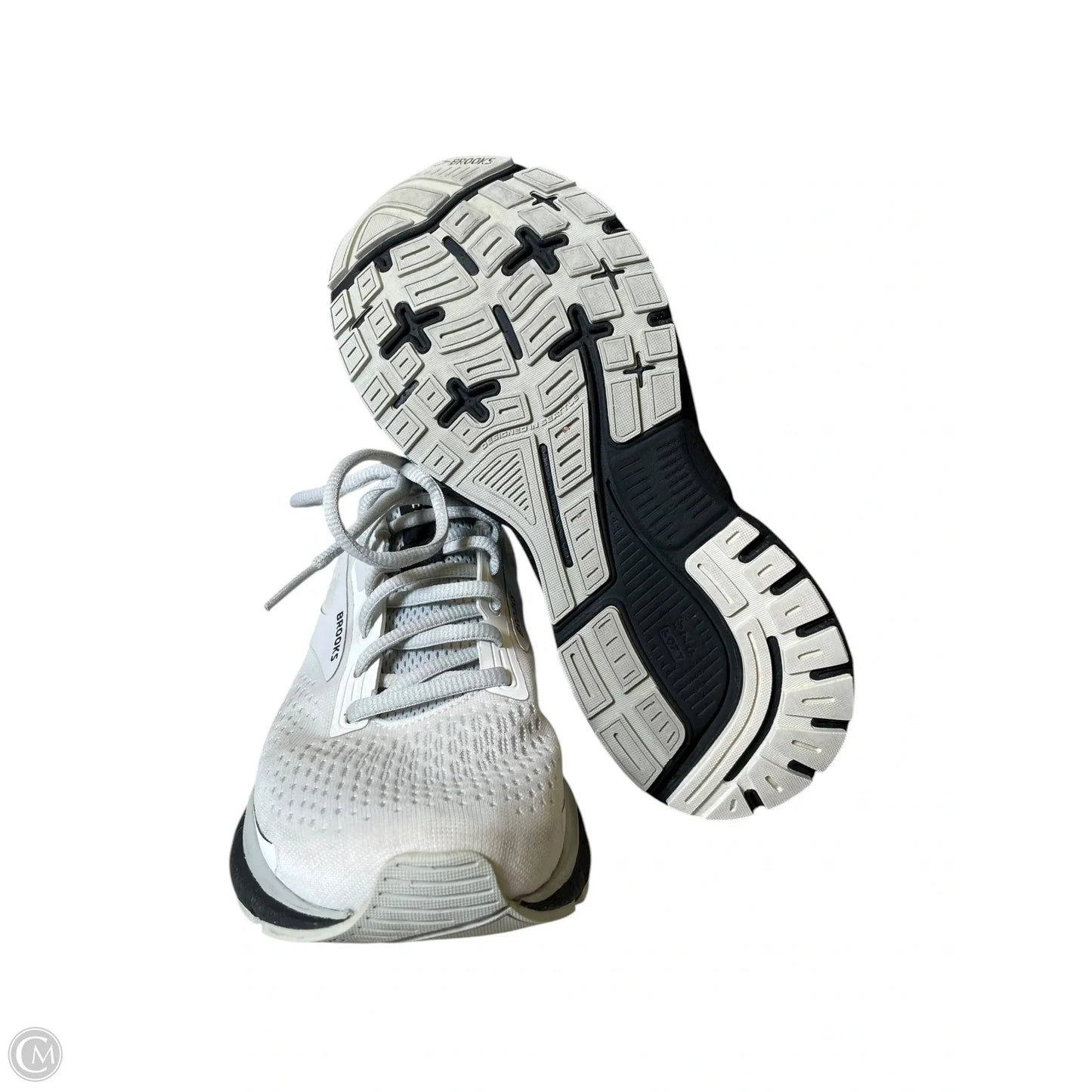 Shoes Athletic By Brooks In White, Size: 7