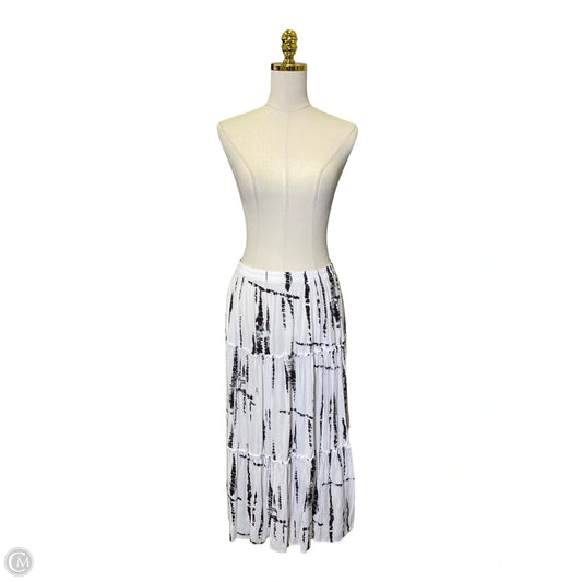 Skirt Maxi By Clothes Mentor In Black & White