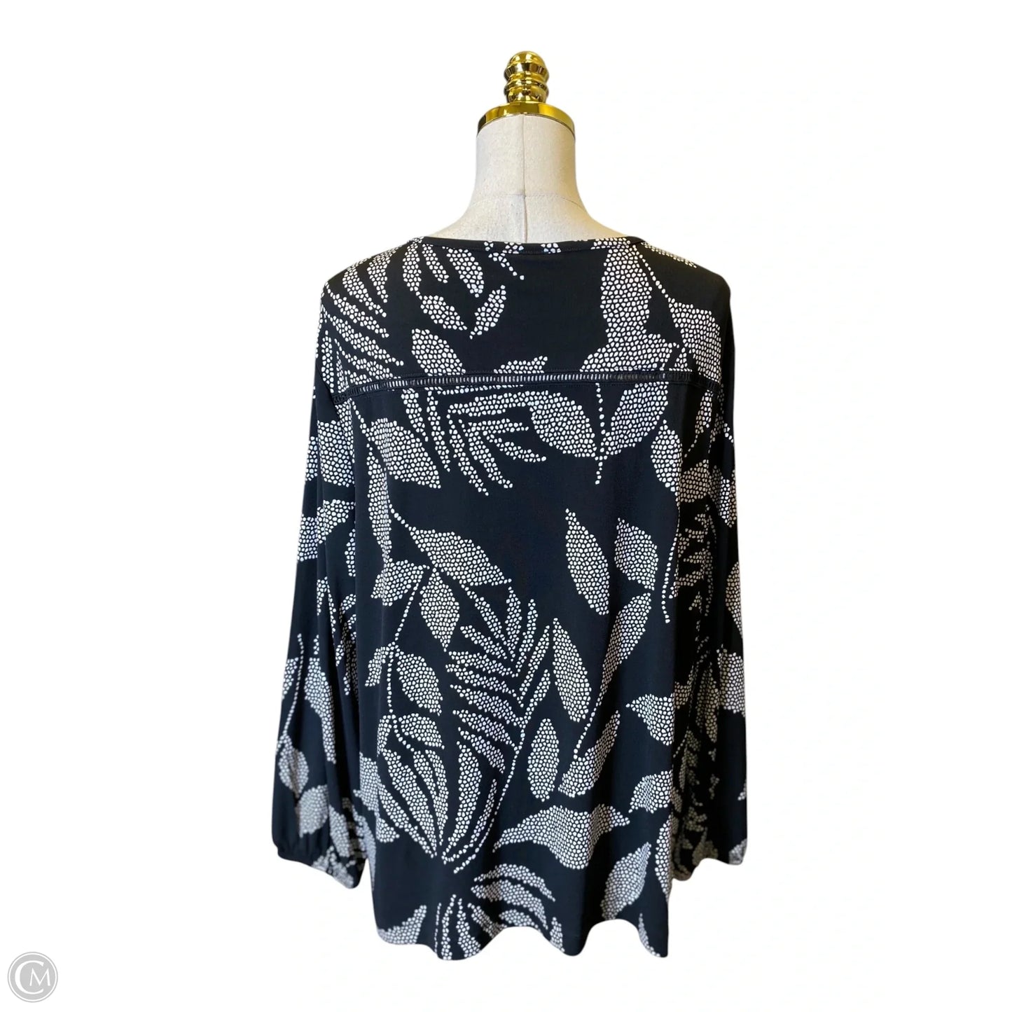 Top Long Sleeve By Chicos In Black & White, Size: Xl
