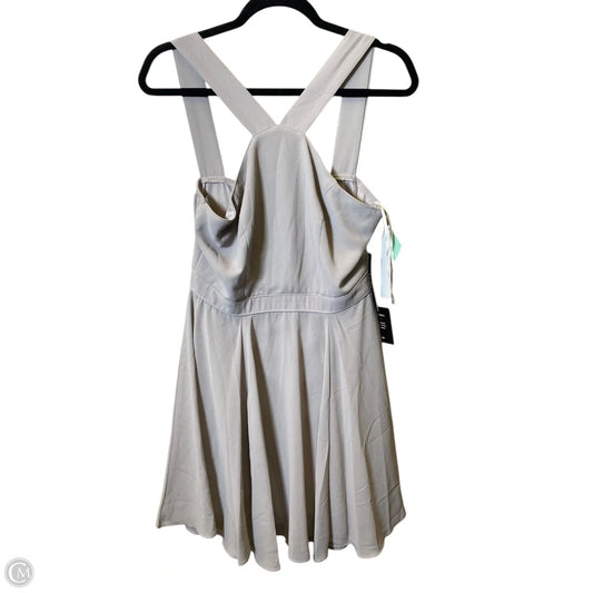 Dress Casual Short By Lulus In Grey, Size: M
