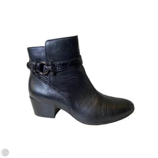 Boots Designer By Coach In Black, Size: 7