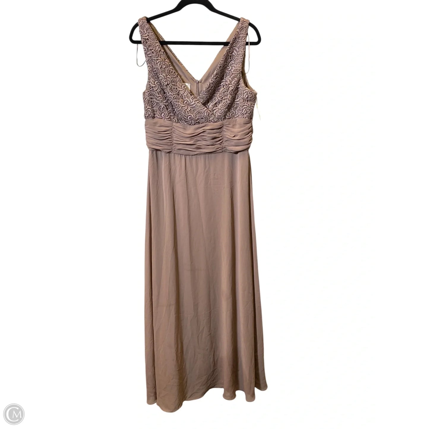 Dress Casual Maxi By Clothes Mentor In Beige, Size: 16