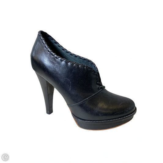 Boots Heels Designer By Ugg In Black, Size: 8.5