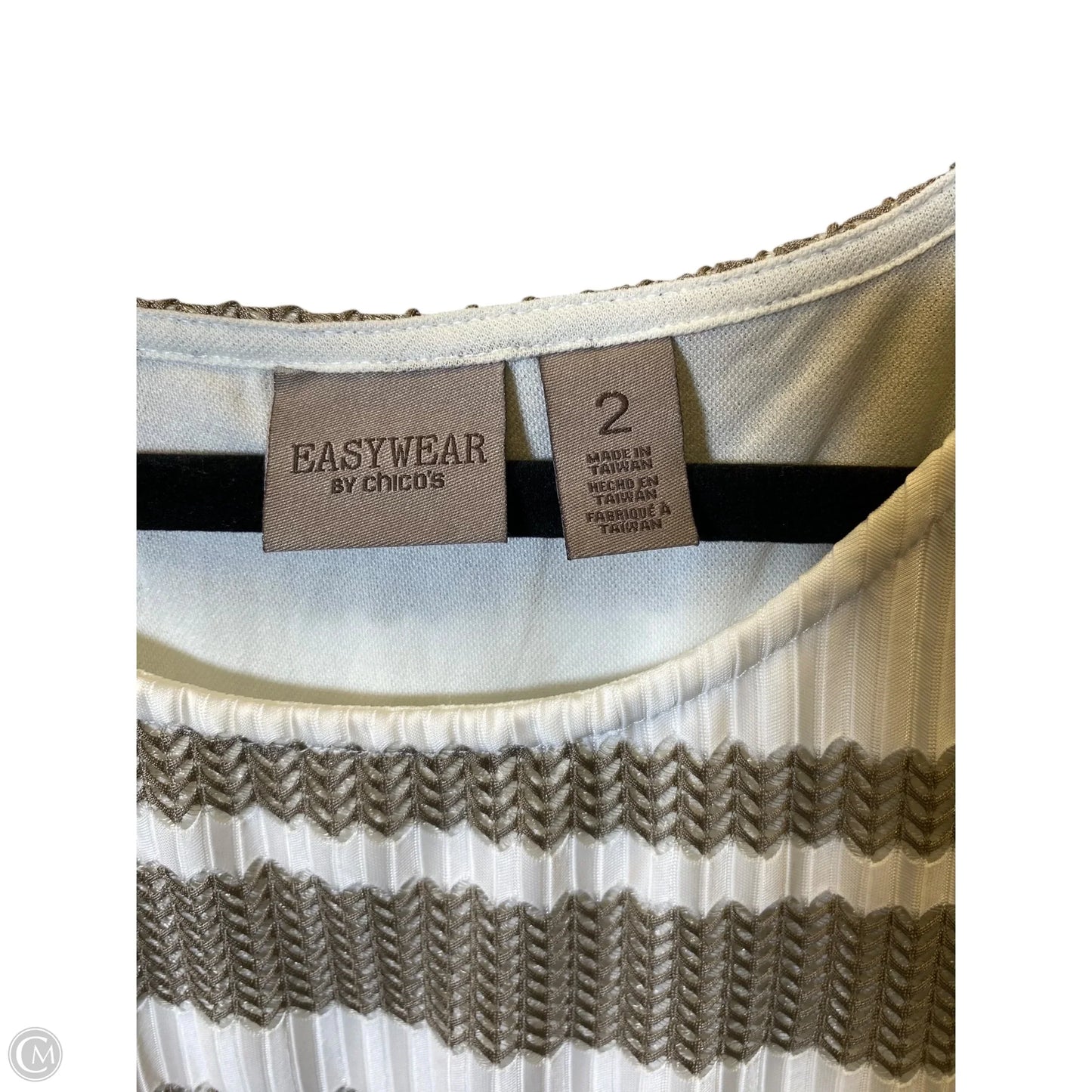 Top Sleeveless By Chicos In Tan & White, Size: L