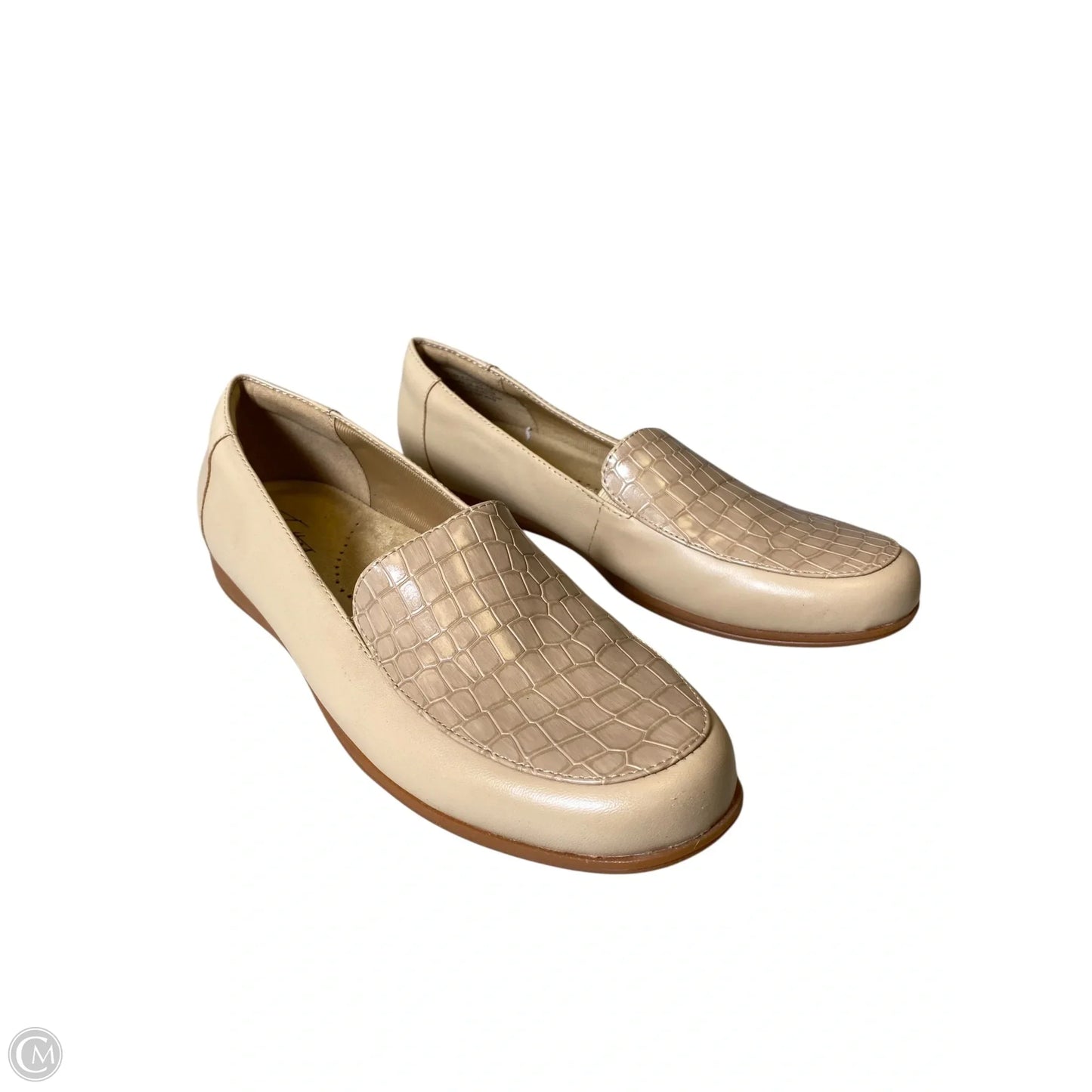 Shoes Flats By Trotters In Beige, Size: 9.5