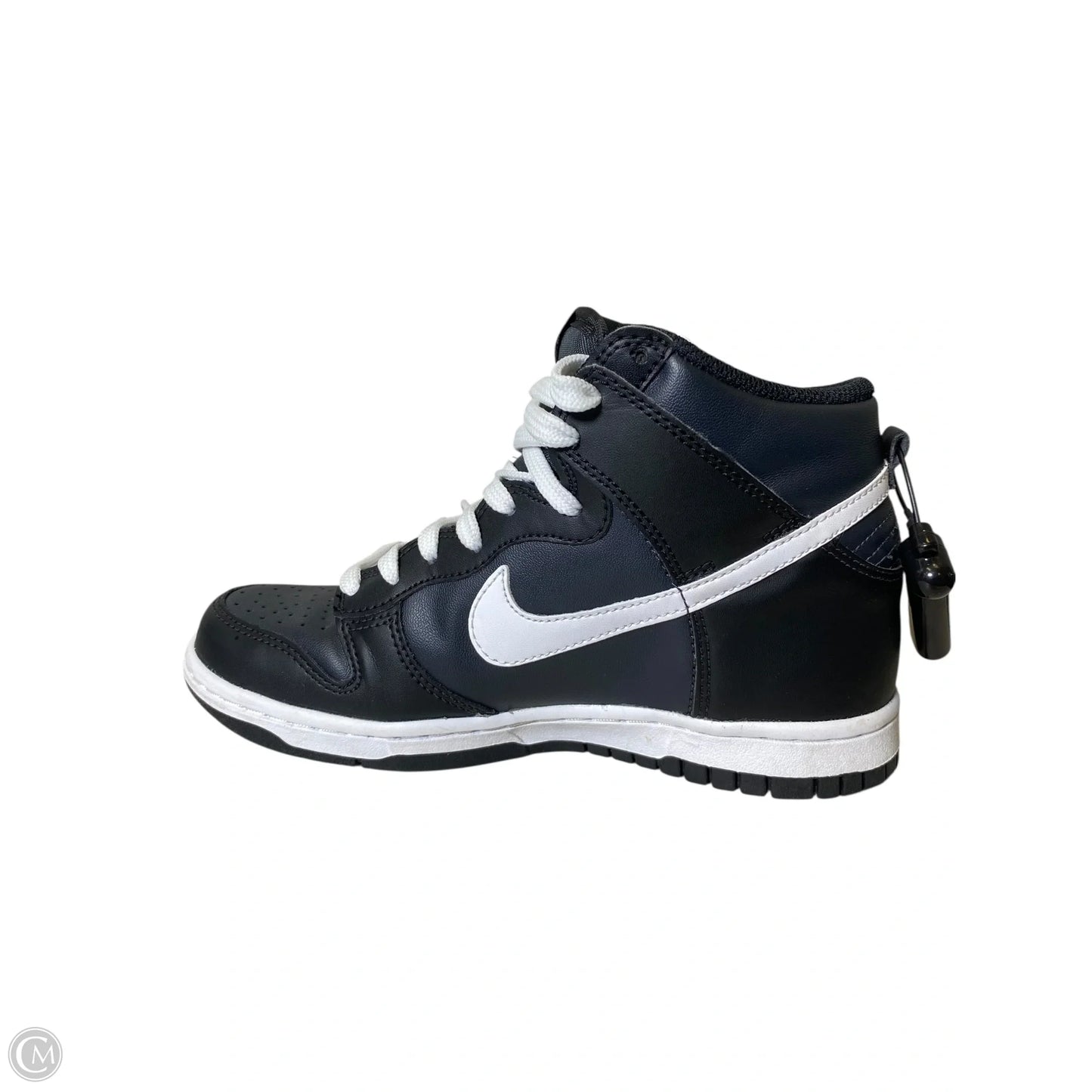 Shoes Sneakers By Nike In Black & White, Size: 4.5Y