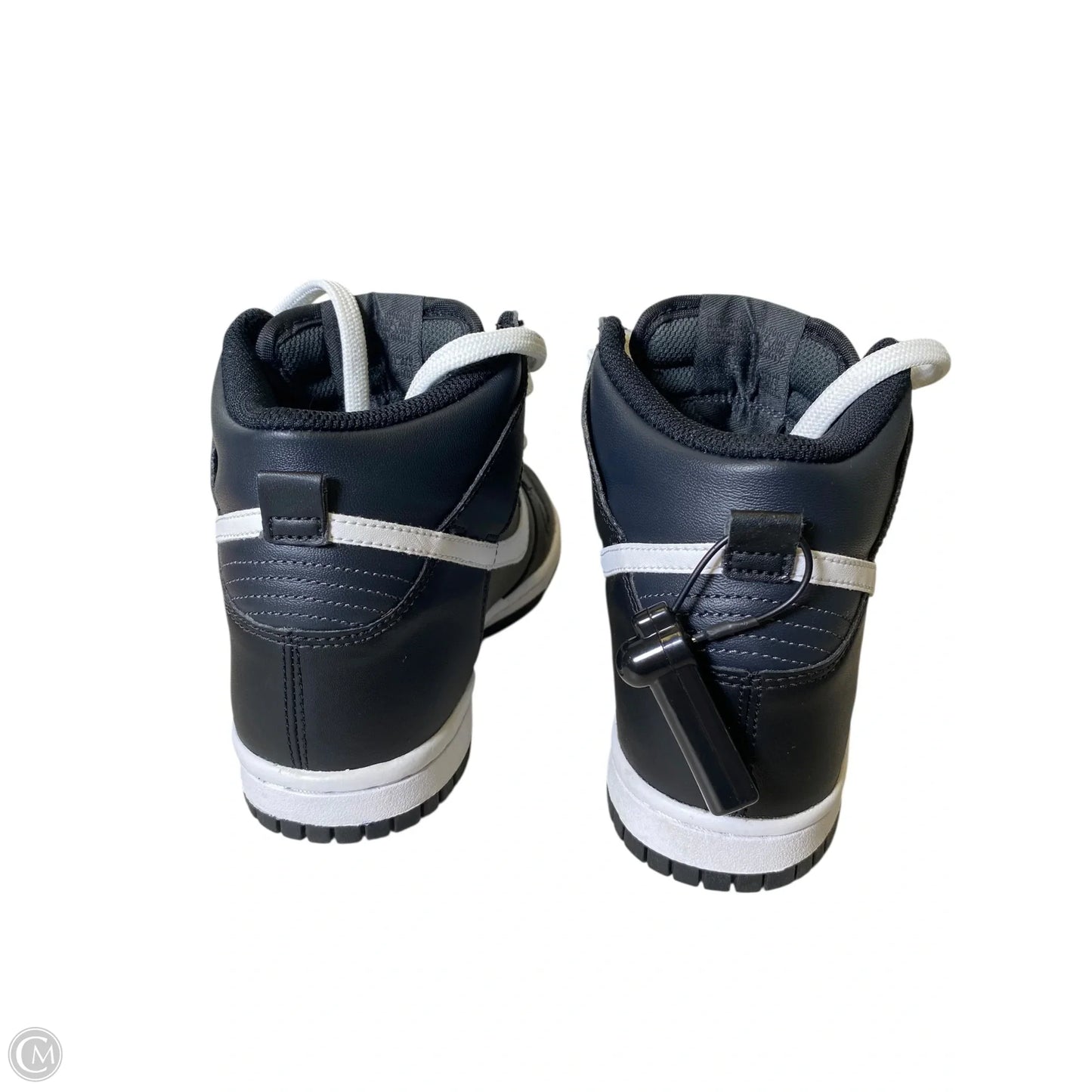 Shoes Sneakers By Nike In Black & White, Size: 4.5Y