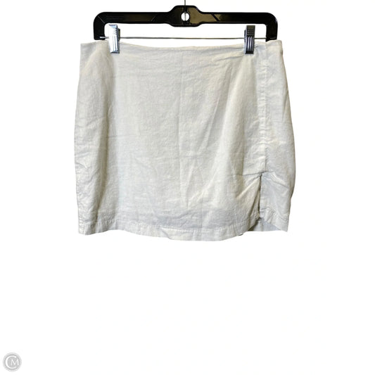 Skort By Abercrombie And Fitch In White, Size: M