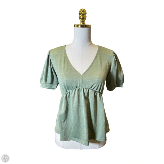 Blouse Short Sleeve By Clothes Mentor In Green, Size: Xs