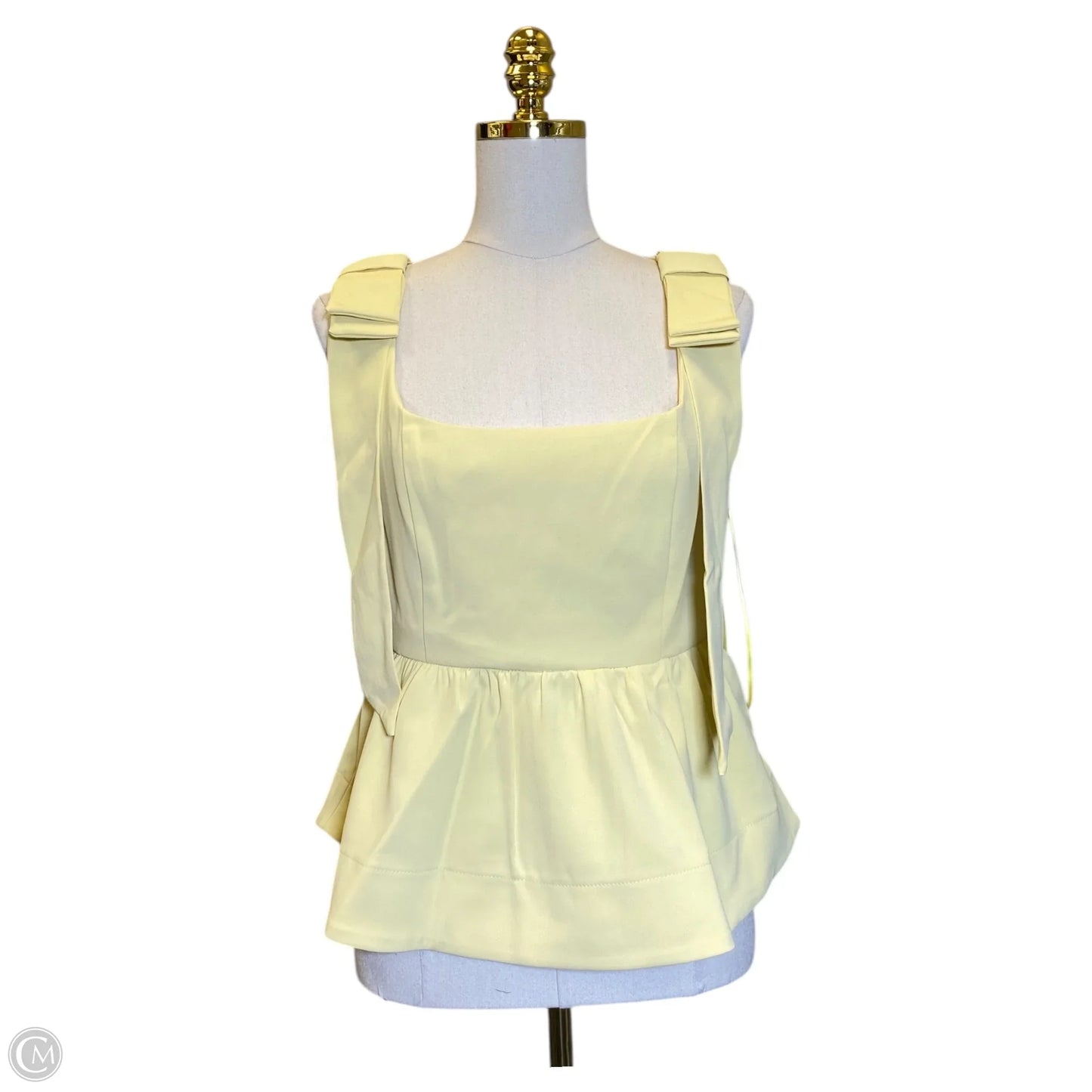 Top Short Sleeve By Entro In Yellow, Size: M