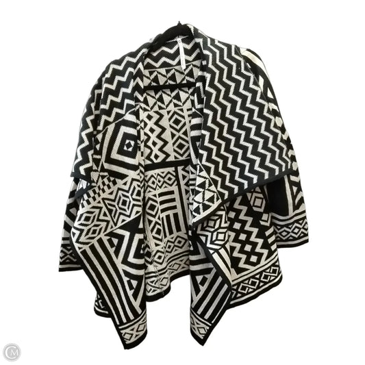 Sweater Cardigan By Leo And Nicole In Black & Cream, Size: M