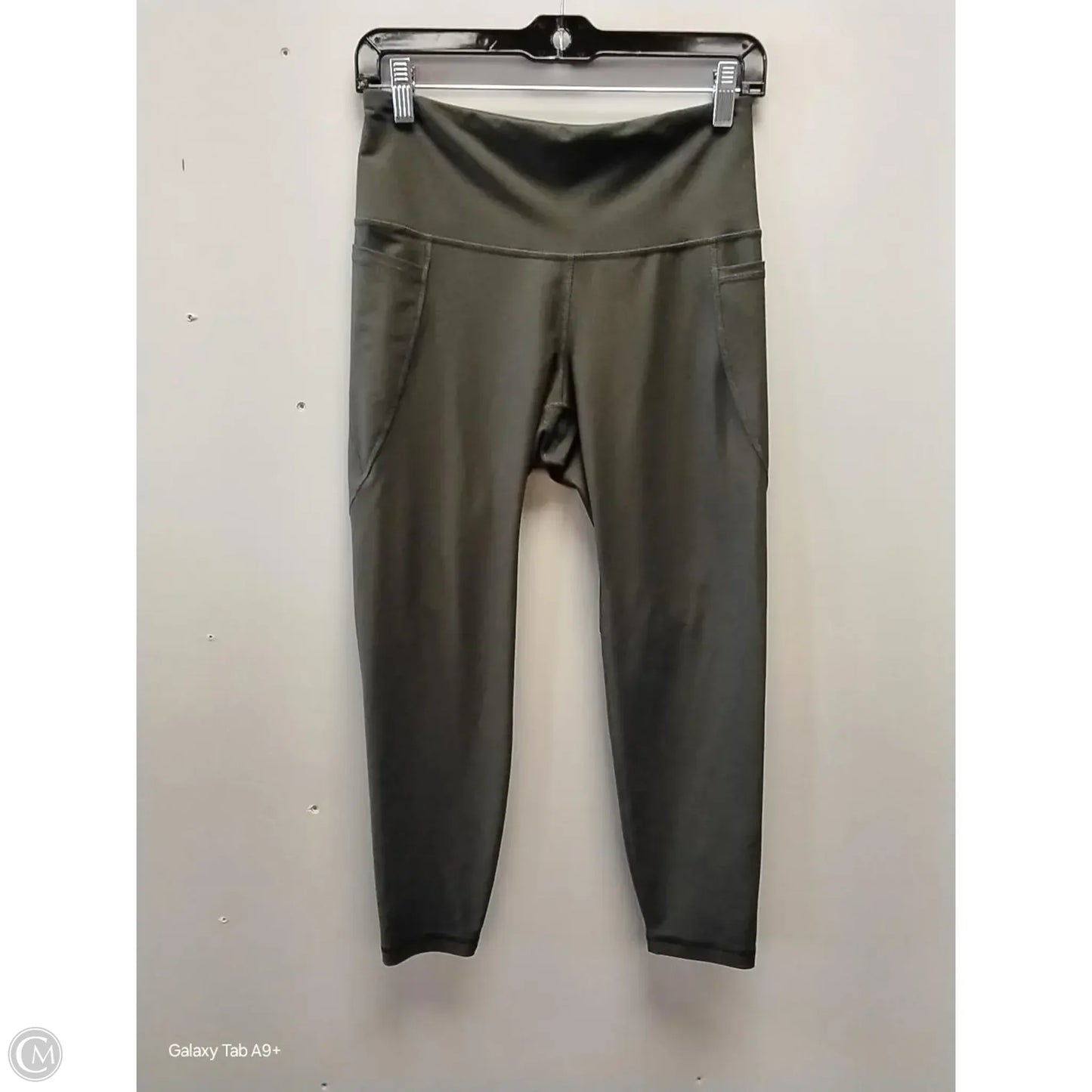 Athletic Capris By Old Navy In Green, Size: L