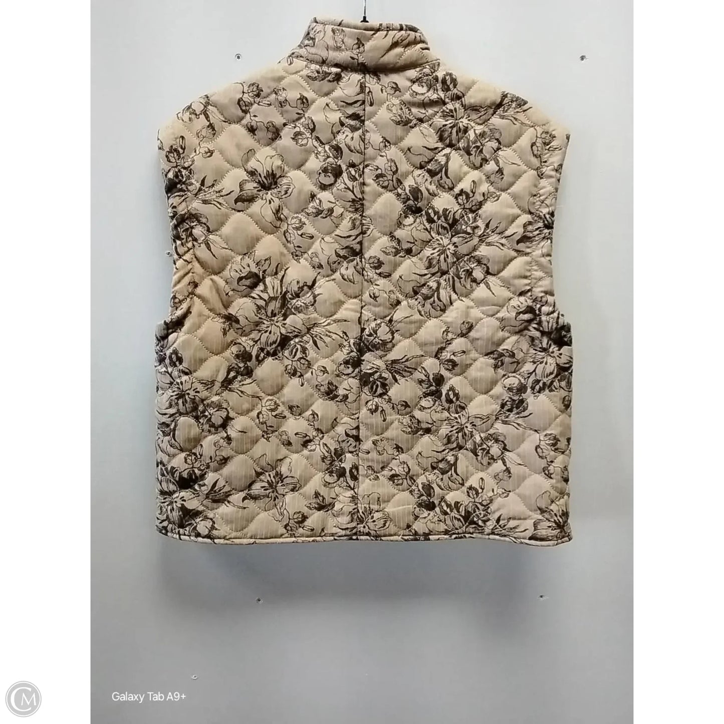 Vest Puffer & Quilted By Umgee In Floral Print, Size: M