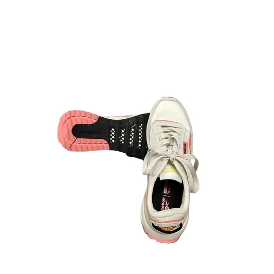 Shoes Athletic By Reebok In White, Size: 8.5