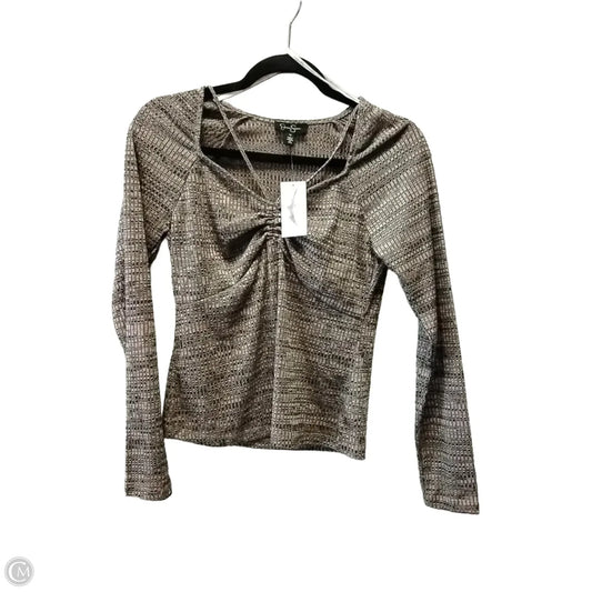 Top Long Sleeve By Jessica Simpson In Geometric Pattern, Size: M
