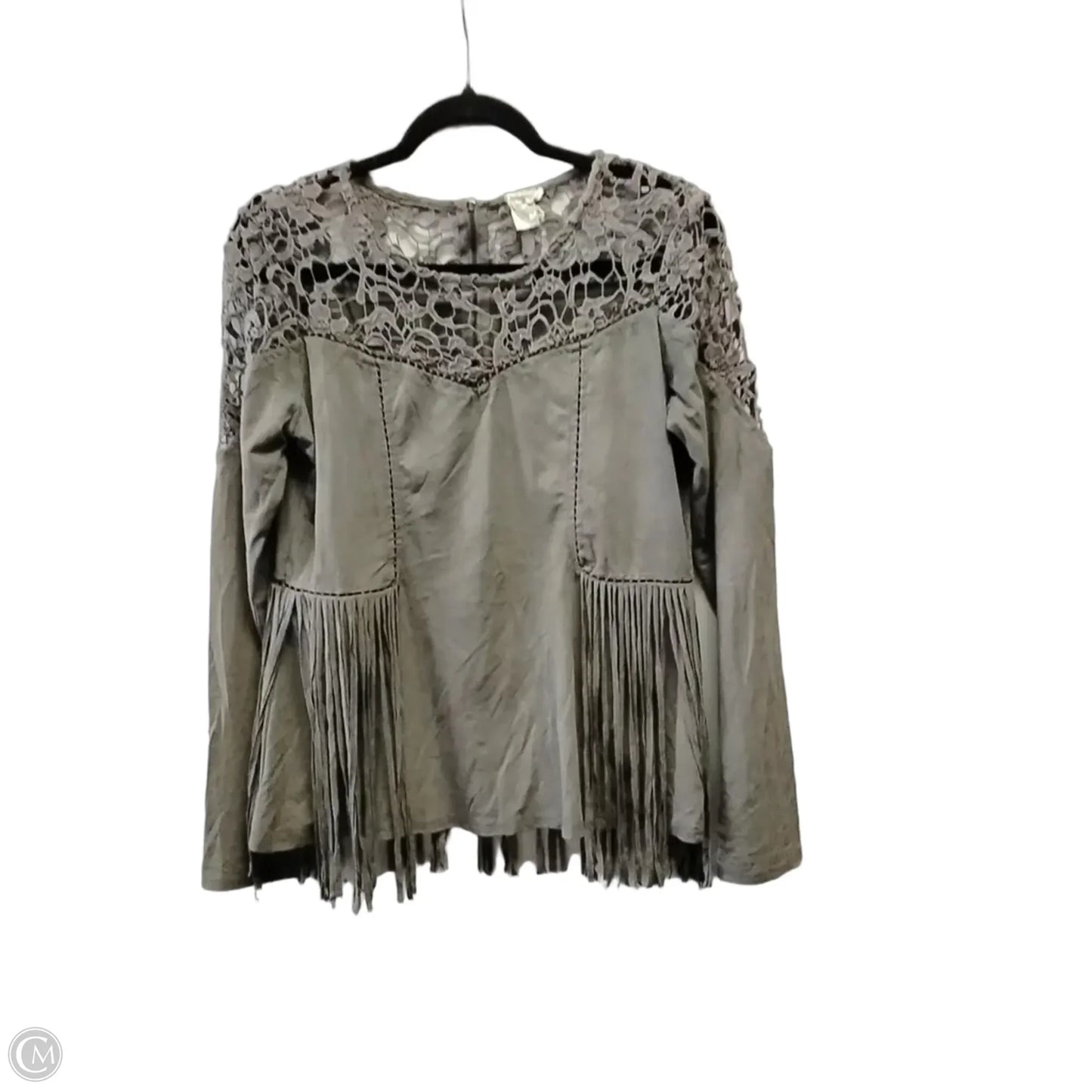 Top Long Sleeve By Gimmicks In Grey, Size: M