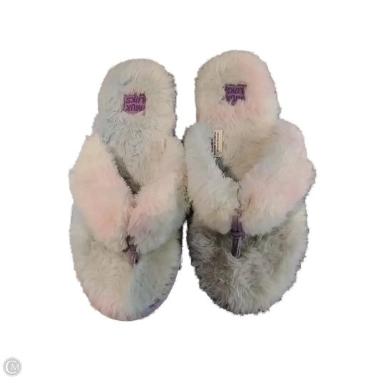 Sandals Flip Flops By Muk Luks In Multi-colored, Size: 7