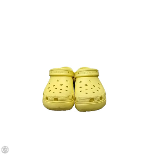 Sandals Sport By Crocs In Yellow, Size: 9
