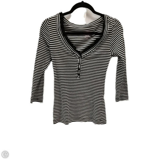Top Long Sleeve By Old Navy In Striped Pattern, Size: Xs