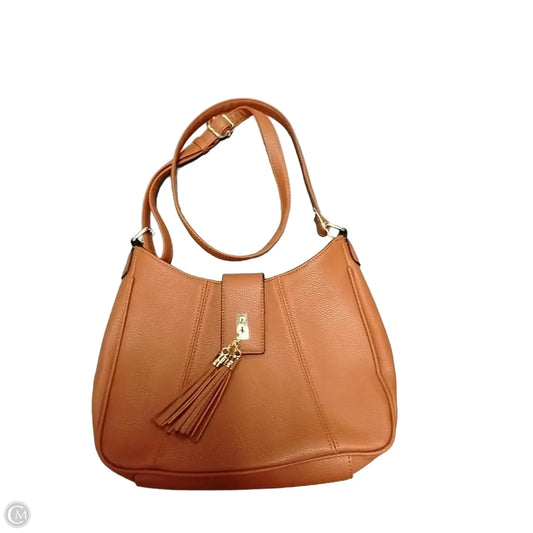 Crossbody By Clothes Mentor, Size: Medium