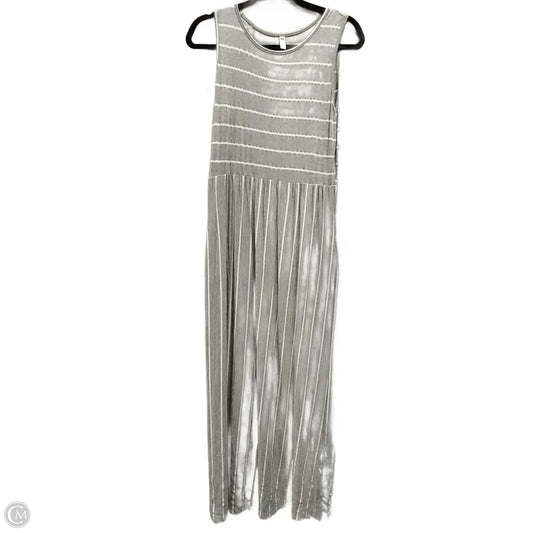 Dress Casual Maxi By Clothes Mentor In Grey, Size: M