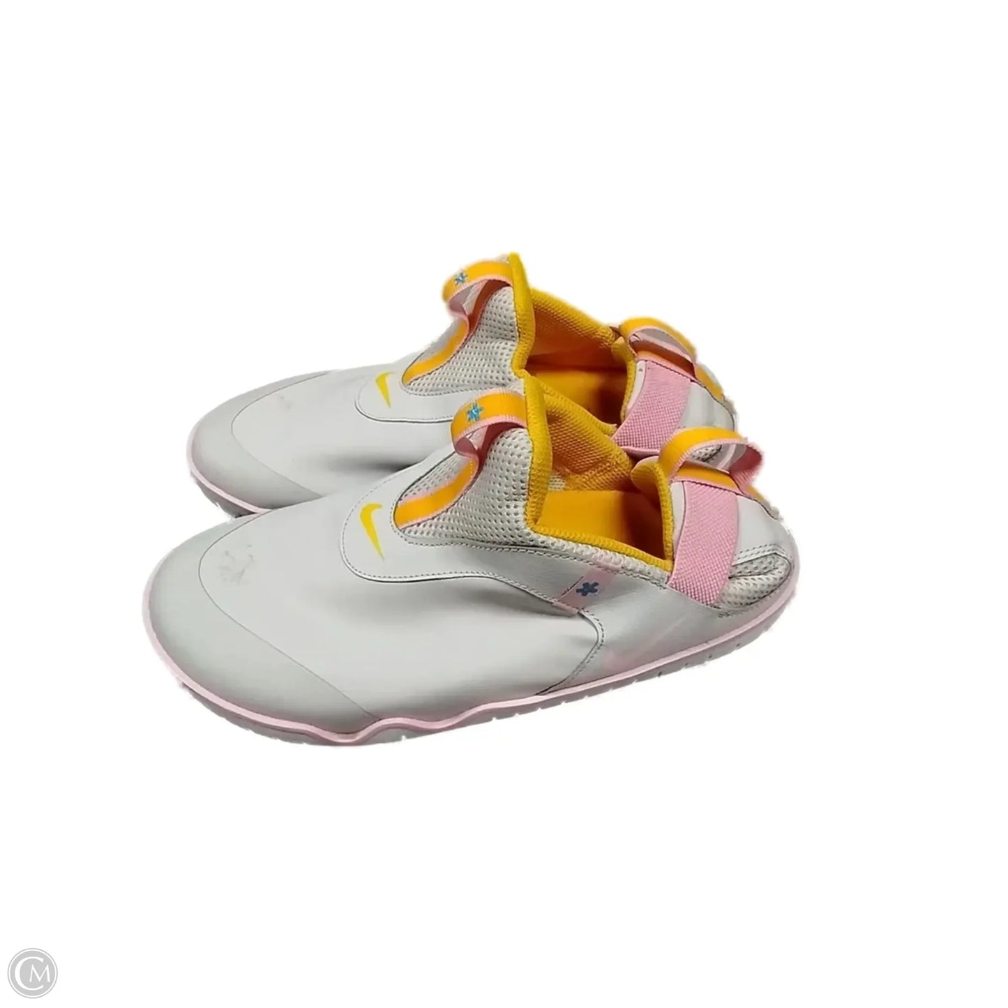 Shoes Sneakers By Nike In Grey & Yellow, Size: 8.5