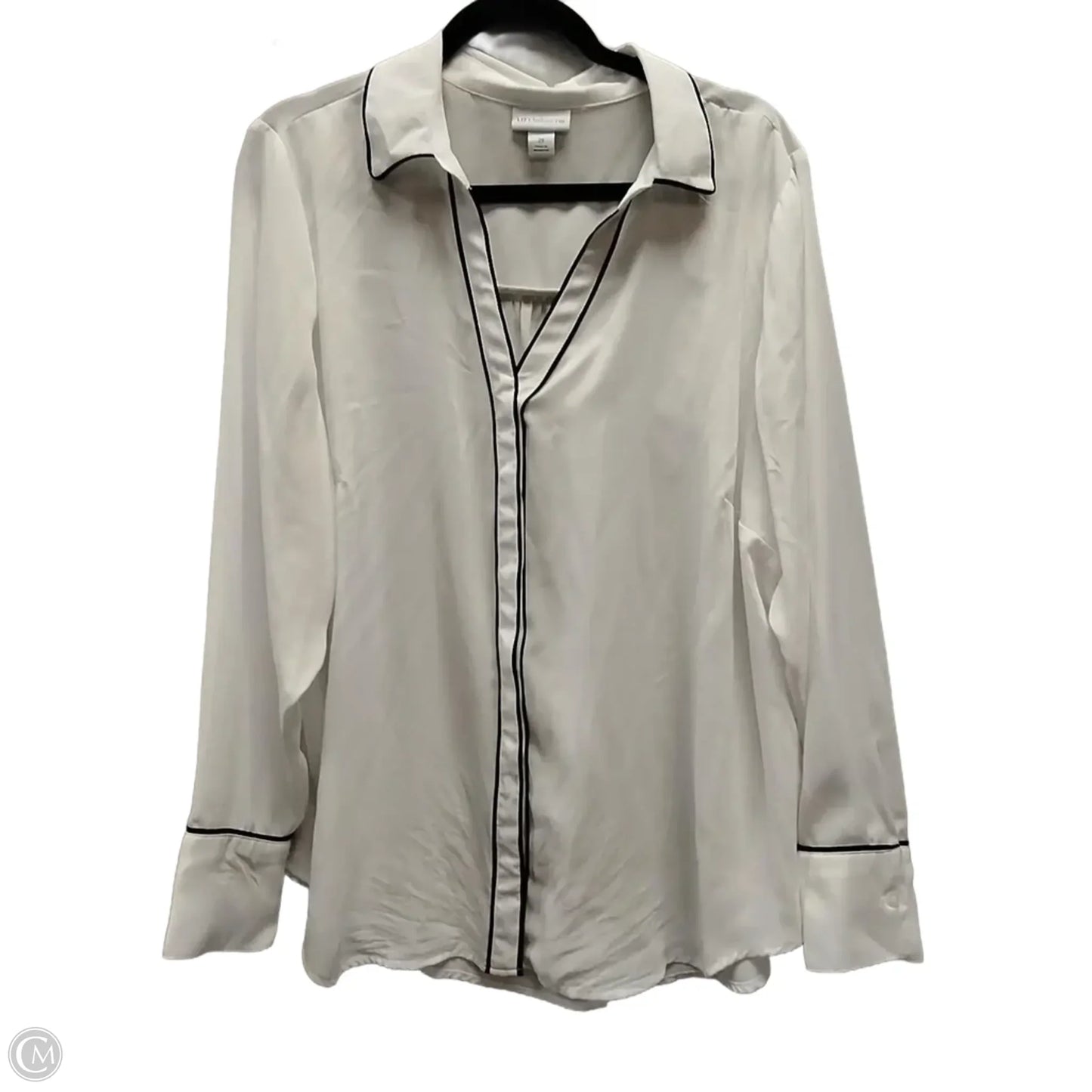 Top Long Sleeve Basic By Liz Claiborne In White, Size: 2x