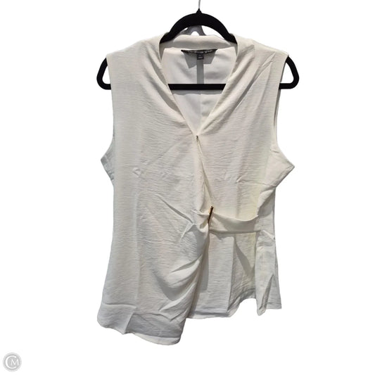 Blouse Sleeveless By Clothes Mentor In White, Size: L