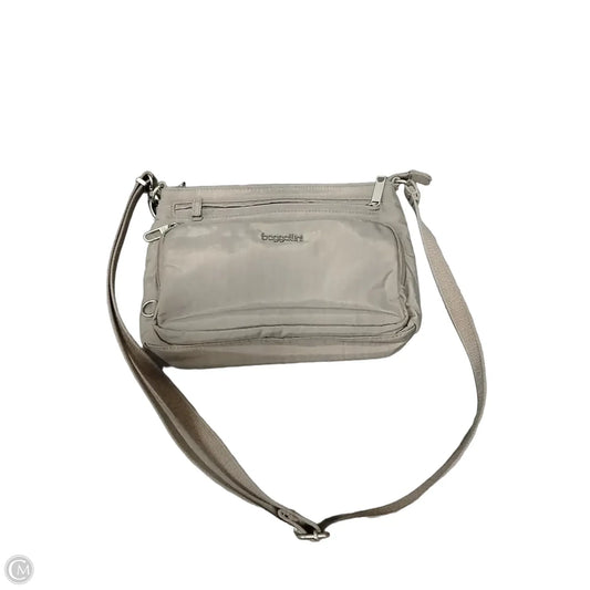 Crossbody By Baggallini, Size: Medium