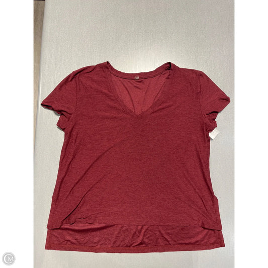 Top Short Sleeve Basic By Beyond Yoga In Red, Size: M